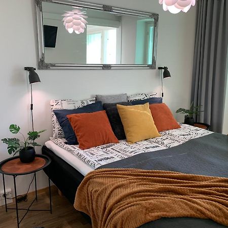 Starhomes Double Lux 8 Oulu Esterno foto