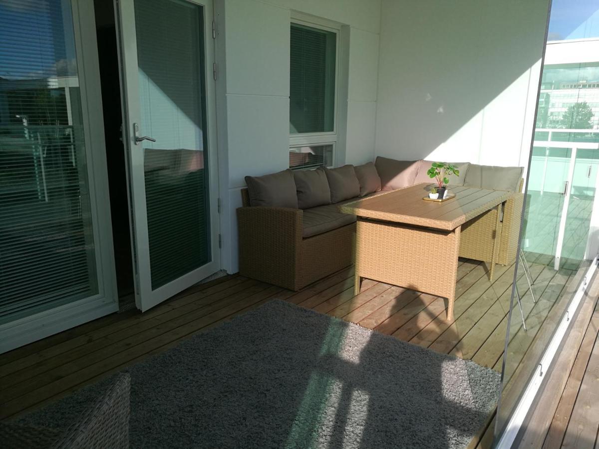 Starhomes Double Lux 8 Oulu Esterno foto