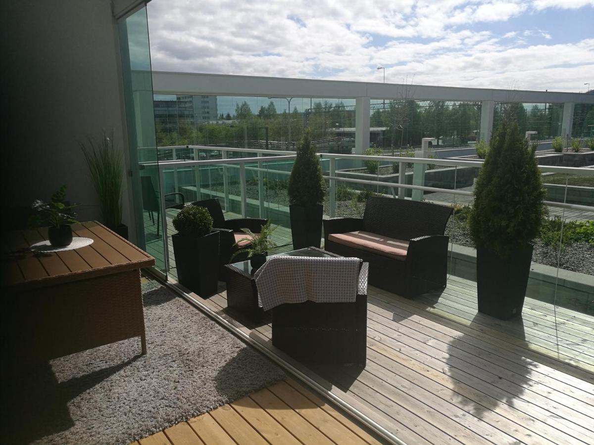 Starhomes Double Lux 8 Oulu Esterno foto