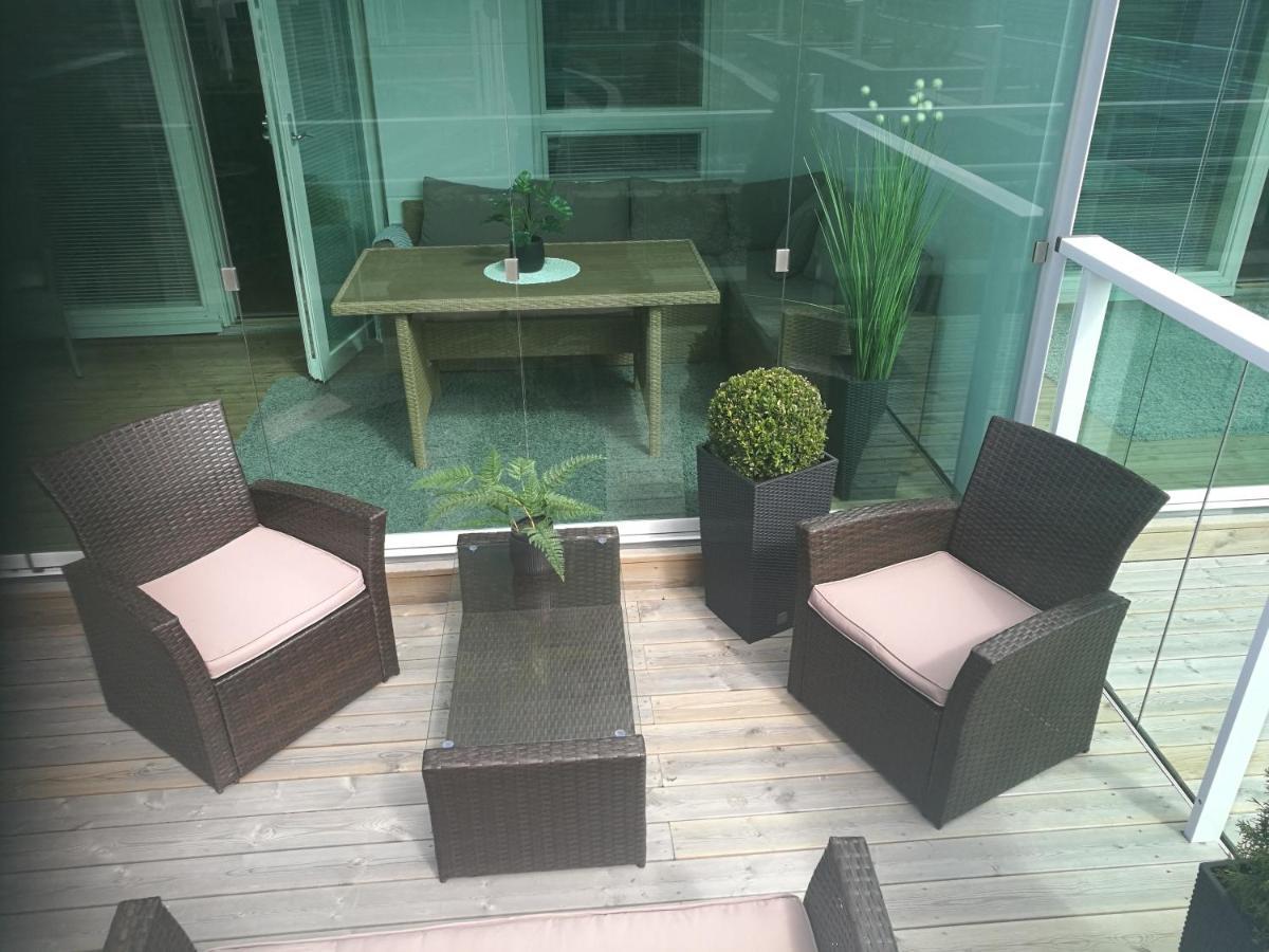 Starhomes Double Lux 8 Oulu Esterno foto