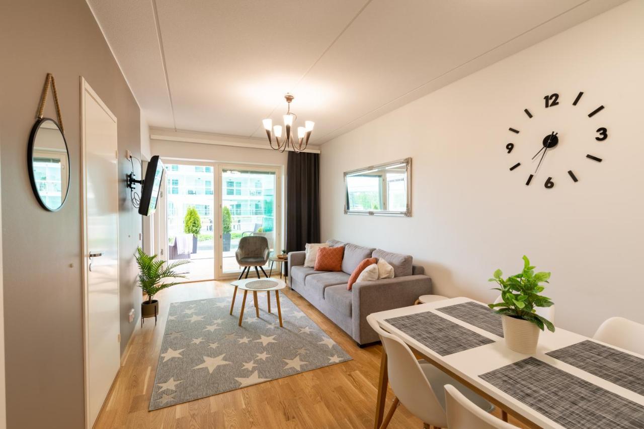 Starhomes Double Lux 8 Oulu Esterno foto